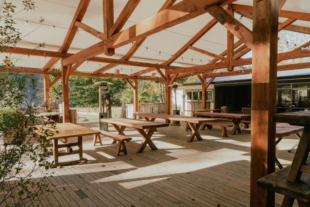 Rustic country lodge in Hawke’s Bay serving as a relaxing base for fishing, hunting, crafts, and outdoor adventures.