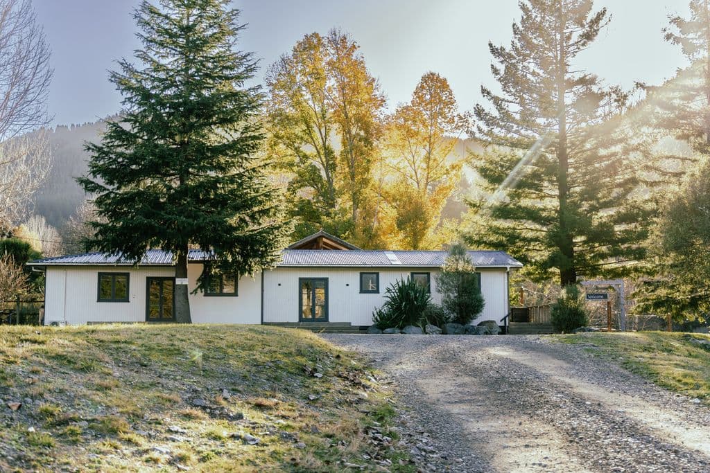 Family-friendly farm stay accommodation near Taupō with a spacious two-bedroom cottage and outdoor activities