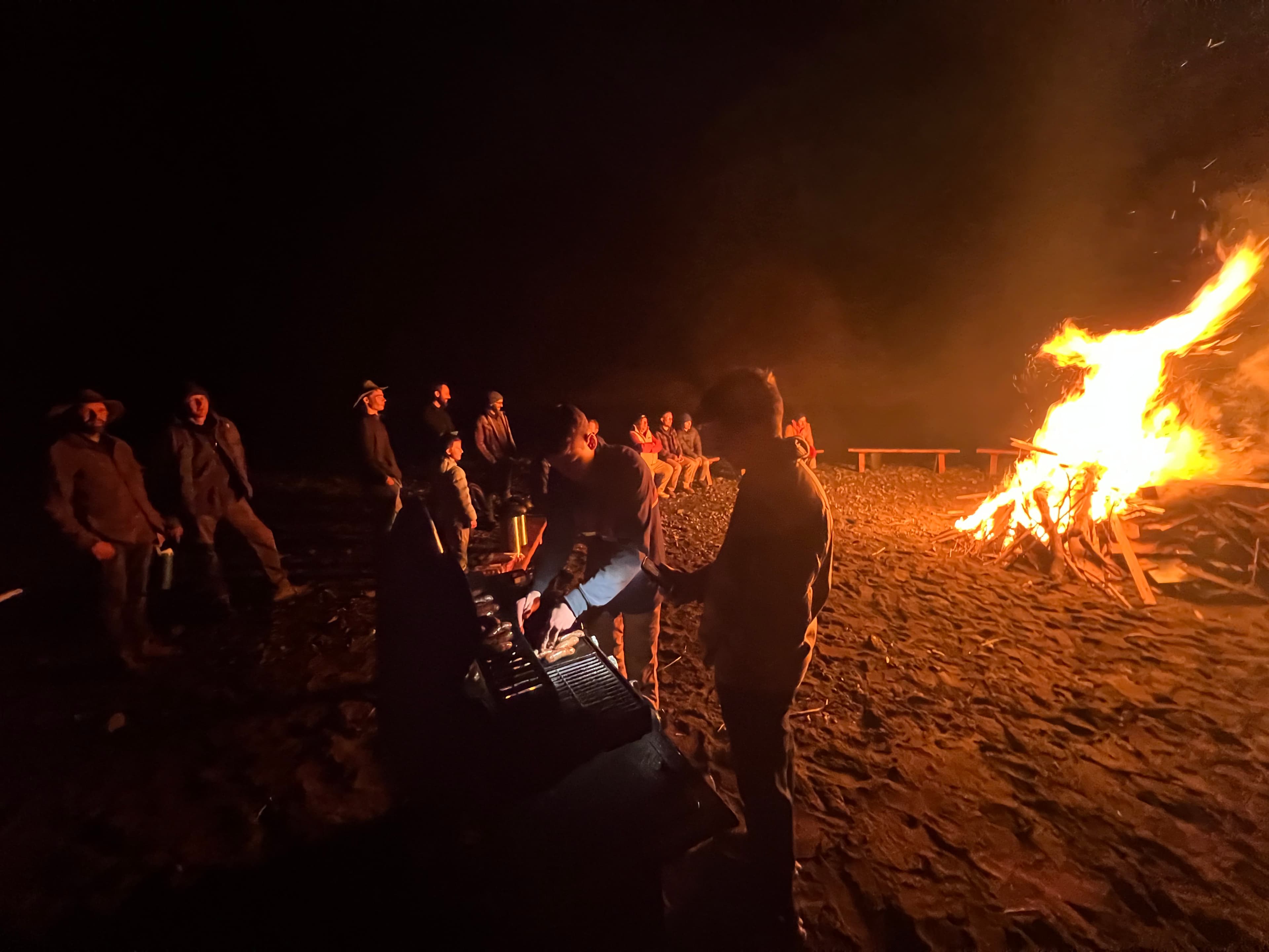 Rustic dry hire wedding venue in Hawke’s Bay with all weather indoor outdoor spaces and bonfire with barbecue