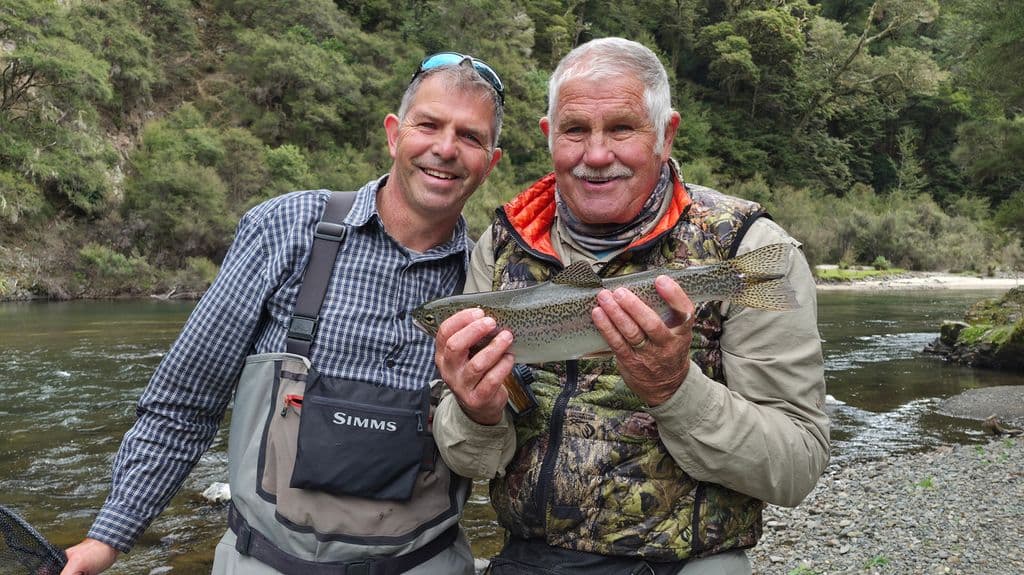 Guided fly fishing tours in Hawke's Bay near Taupo - Mohaka River Farm